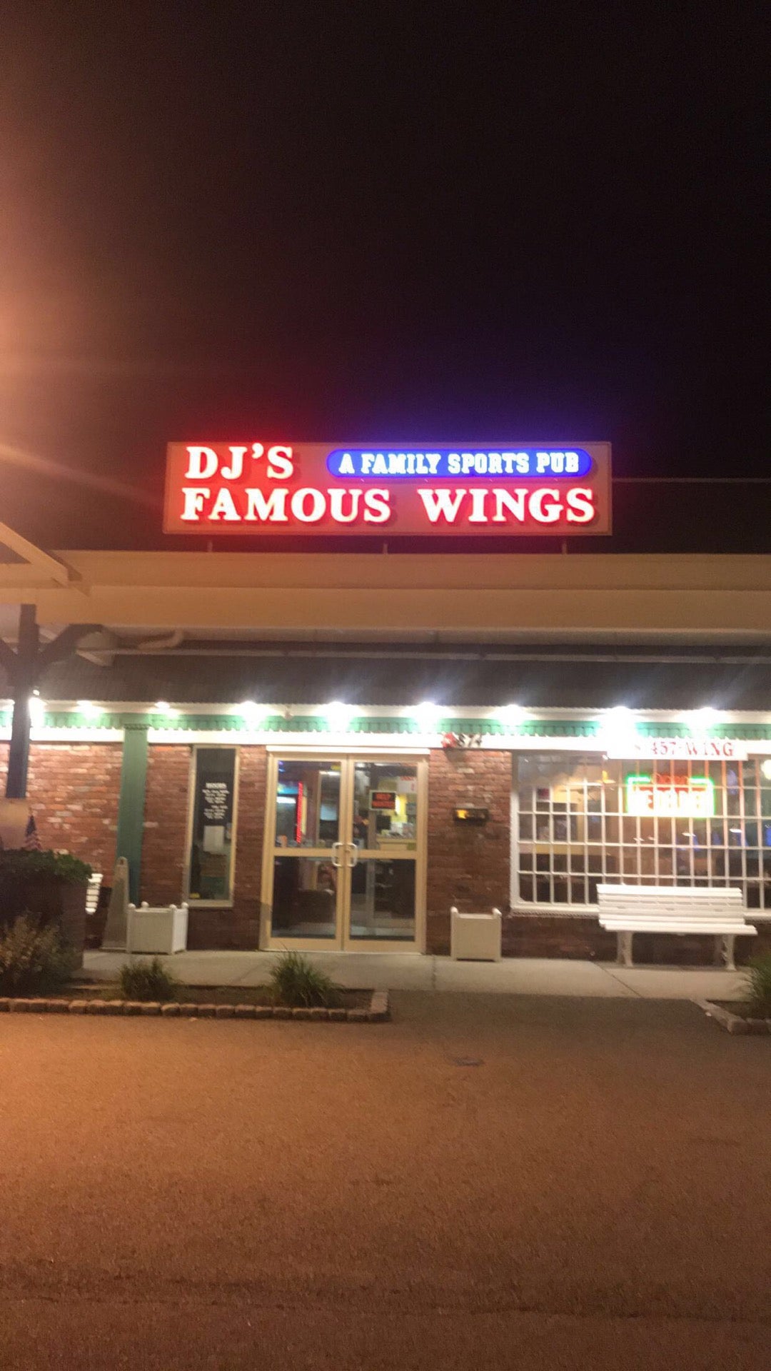 Massachusetts Falmouth DJ's Famous Wings photo 3