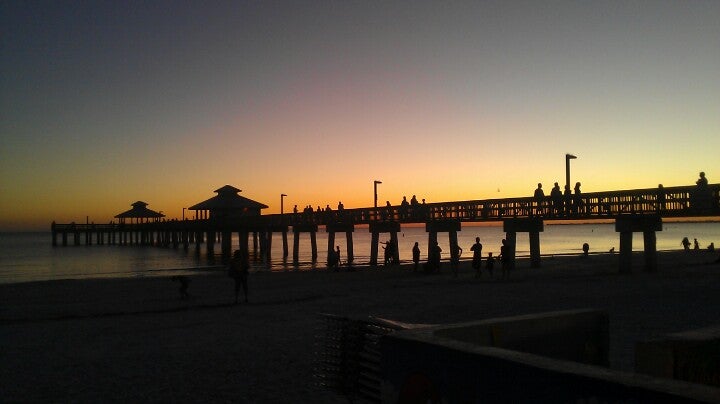 Florida Cape Coral Beach Pier Side Grill photo 7