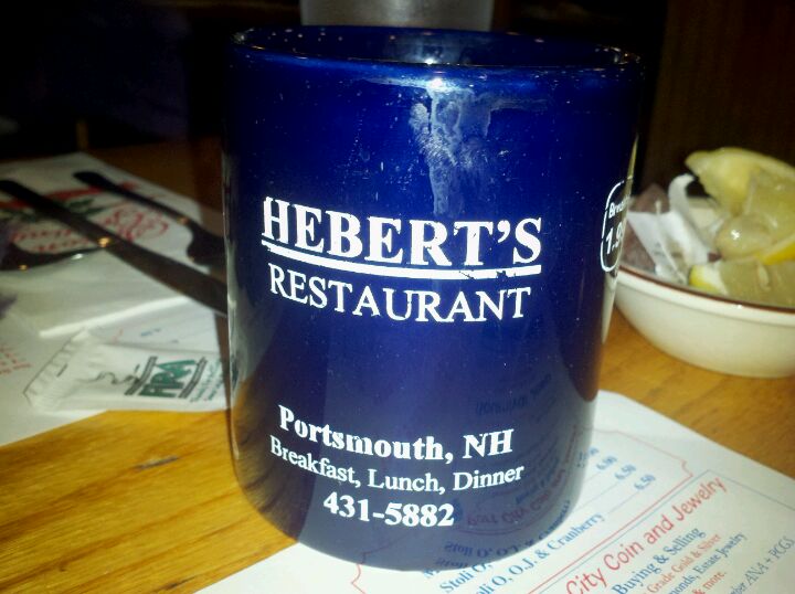 Massachusetts Newburyport Hebert's Seafood & Steak Restaurant photo 3