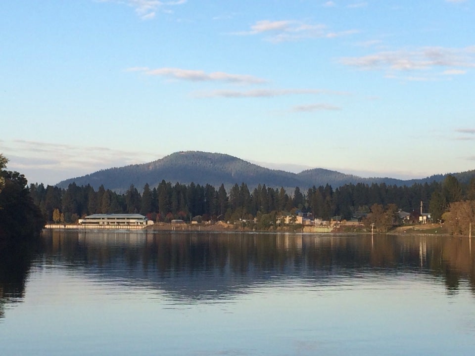 Idaho Coeur D Alene Cedars Floating Restaurant photo 3