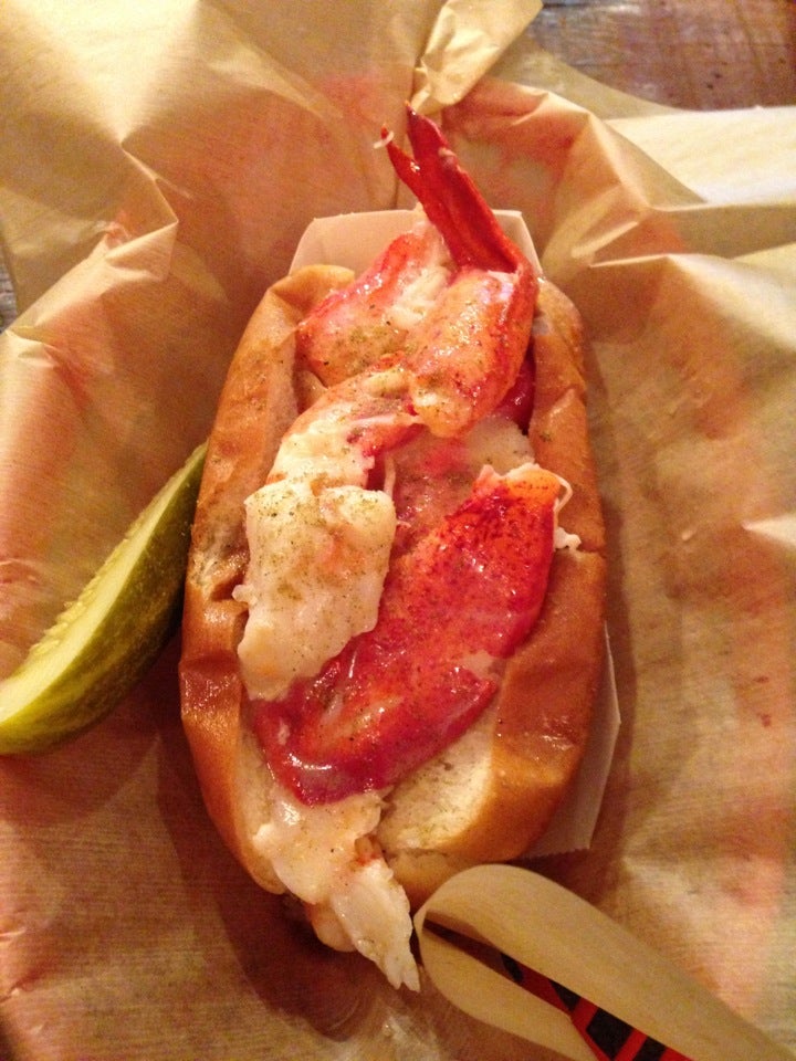 New Jersey Cherry Hill Luke's Lobster photo 3