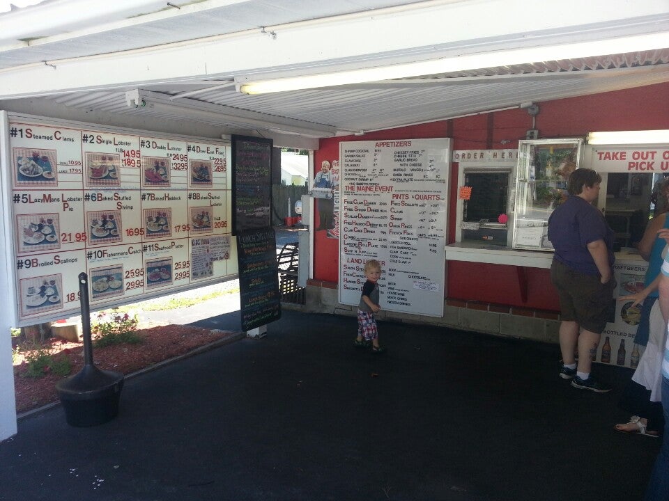 Maine Sanford Lobster Claw Pound & Restaurant photo 3