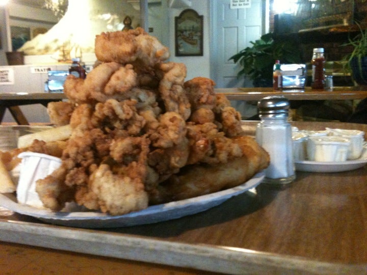 Massachusetts Fall River Genes Famous Seafoods photo 3