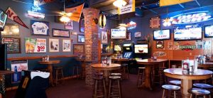 Kansas Overland Park Tanner's Bar & Grill photo 5