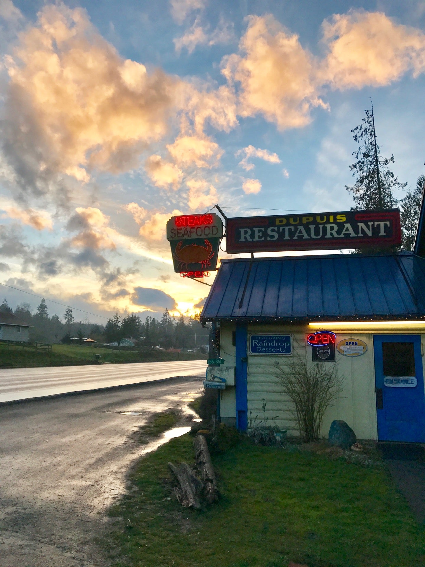 Washington Port Angeles Dupuis Restaurant photo 5