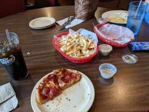 New York Niagara Falls Sammy's Pizzeria photo 5