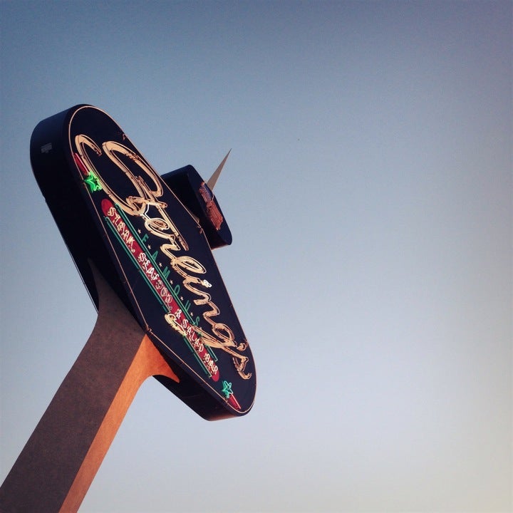 Washington Tri Cities Sterling's Famous Steak Seafood & Salad Bar photo 7