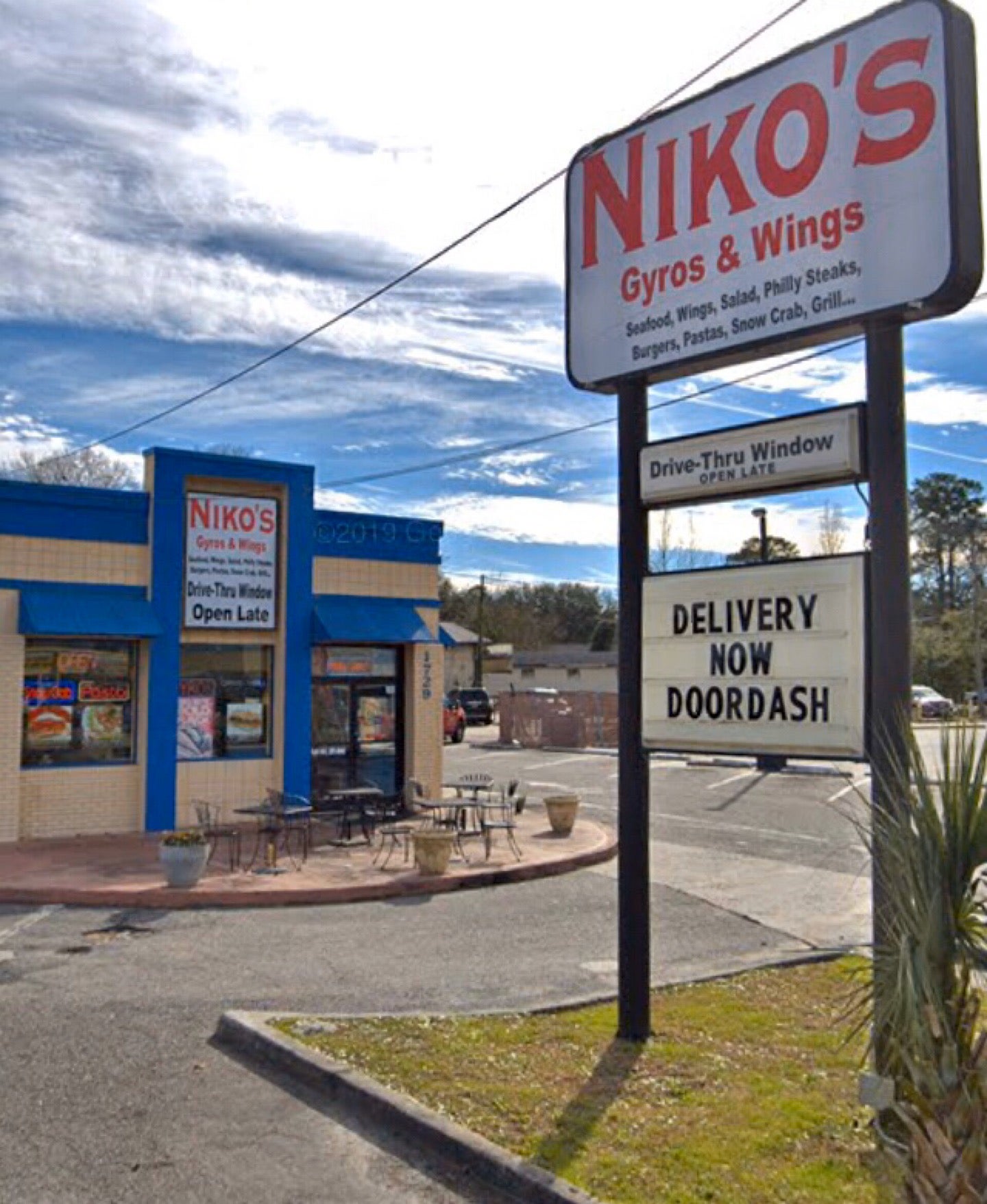 South Carolina Charleston Niko's Gyros And Wings photo 7