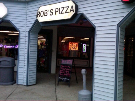 Pennsylvania Greensburg Rob's Pizza photo 7