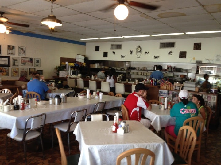 South Carolina Summerville Howard's Restaurant photo 3