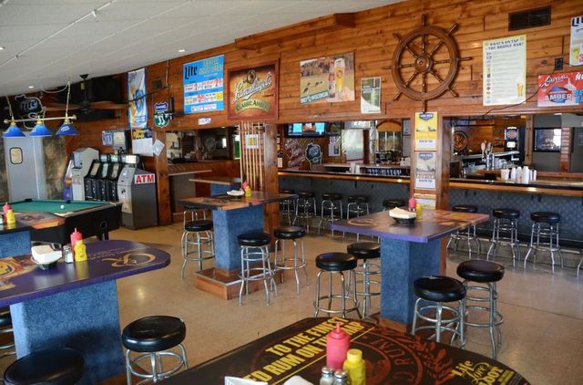 Wisconsin Waupaca Bridge Bar & Restaurant photo 7