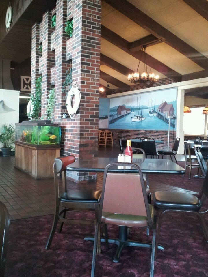 Tennessee Bristol Harbor House Seafood Restaurant photo 3