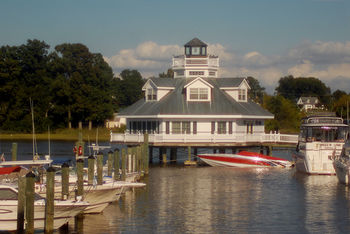 Virginia Hampton Smithfield Station photo 5