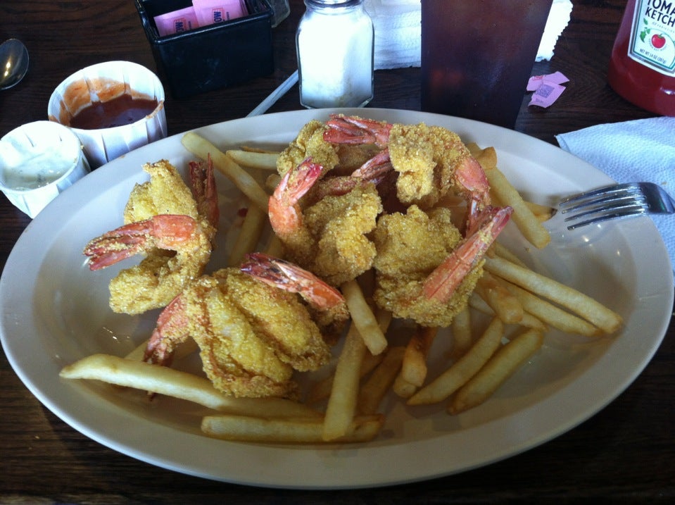 Texas Cypress Captain Tom's Seafood & Oyster photo 7