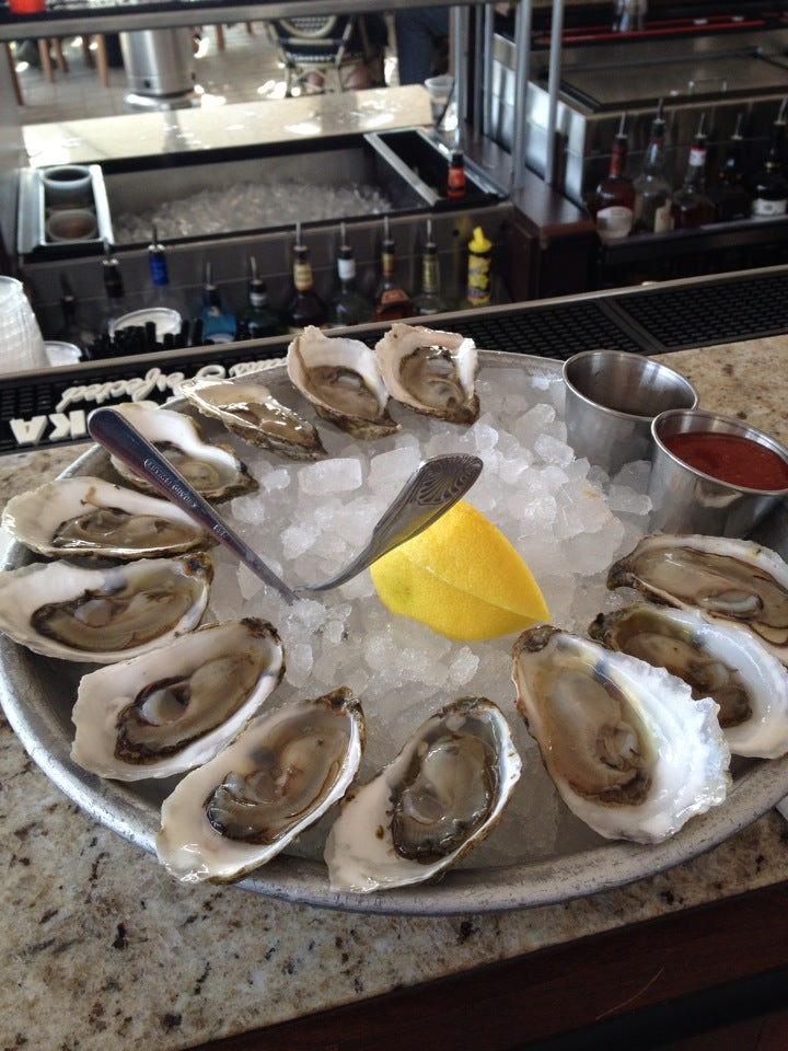 Rhode Island Newport Matunuck Oyster Bar photo 7