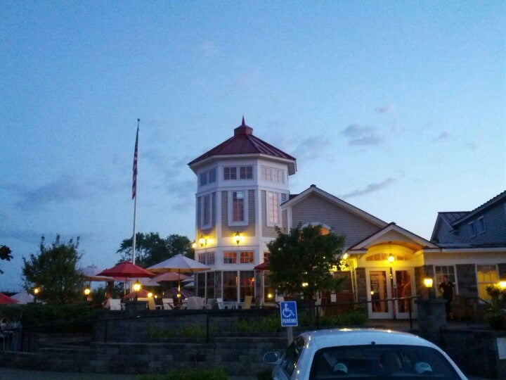 New York Schenectady The Waters Edge Lighthouse Restaurant photo 5