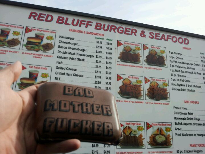 Texas Pasadena Red Bluff Burgers & Seafood photo 3