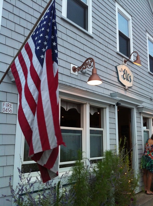 Rhode Island Block Island Eli's Restaurant photo 3