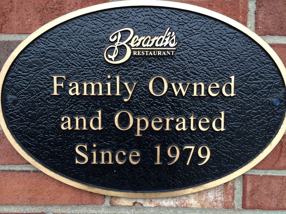 Ohio Sandusky Berardis Family Restaurant photo 5