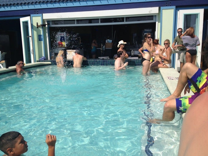 Texas Galveston Float Pool & Patio Bar photo 7