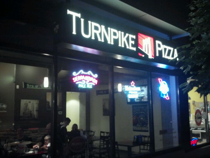 Washington Redmond Turnpike Pizza photo 5