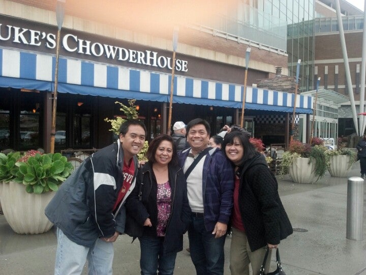 Washington Tukwila Duke's Southcenter Chowder House photo 5