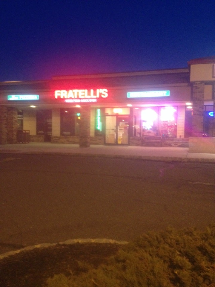 New Jersey Freehold Fratelli's Restaurant & Pizzeria photo 3