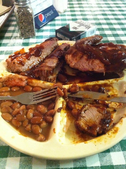 Texas San Antonio Grady's BBQ photo 5