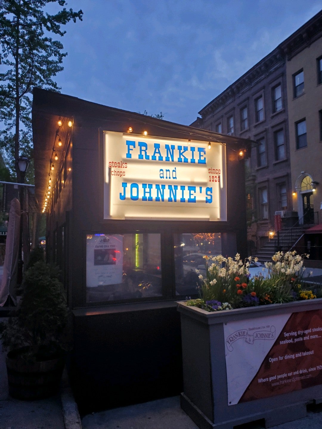 New Jersey Jersey City Frankie & Johnnie's Steakhouse photo 5