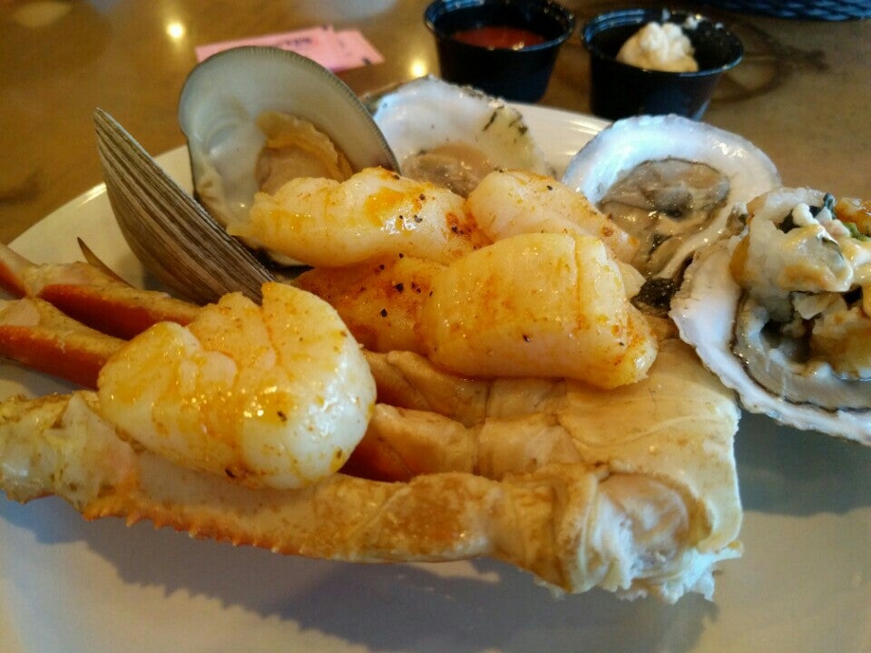 Virginia Virginia Beach Fish Bones Restaurant and Seafood Buffet photo 3