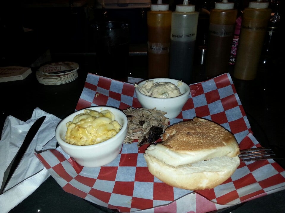 Virginia Newport News Smoke BBQ Restaurant & Bar photo 3