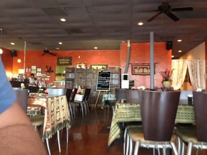 Texas Fort Worth Sweet Basil Thai Cuisine photo 3