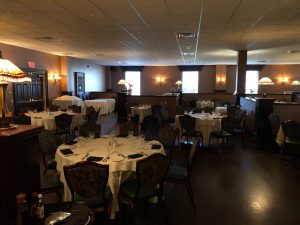 New York Riverhead Desmonds Restaurant & Lounge photo 5