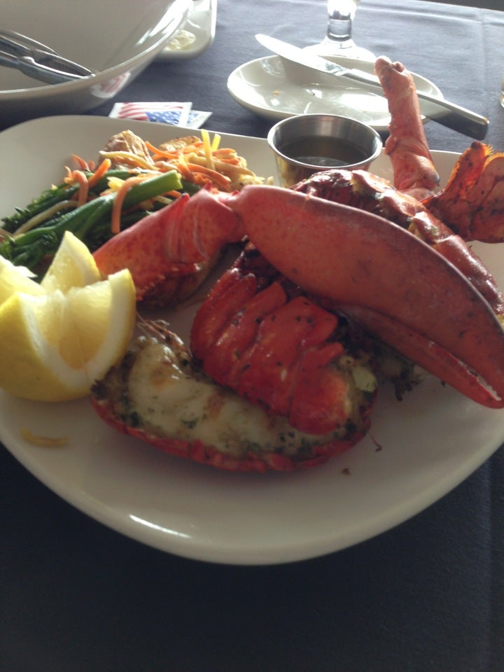 Oregon Lincoln City Chinook's Seafood Grill photo 3