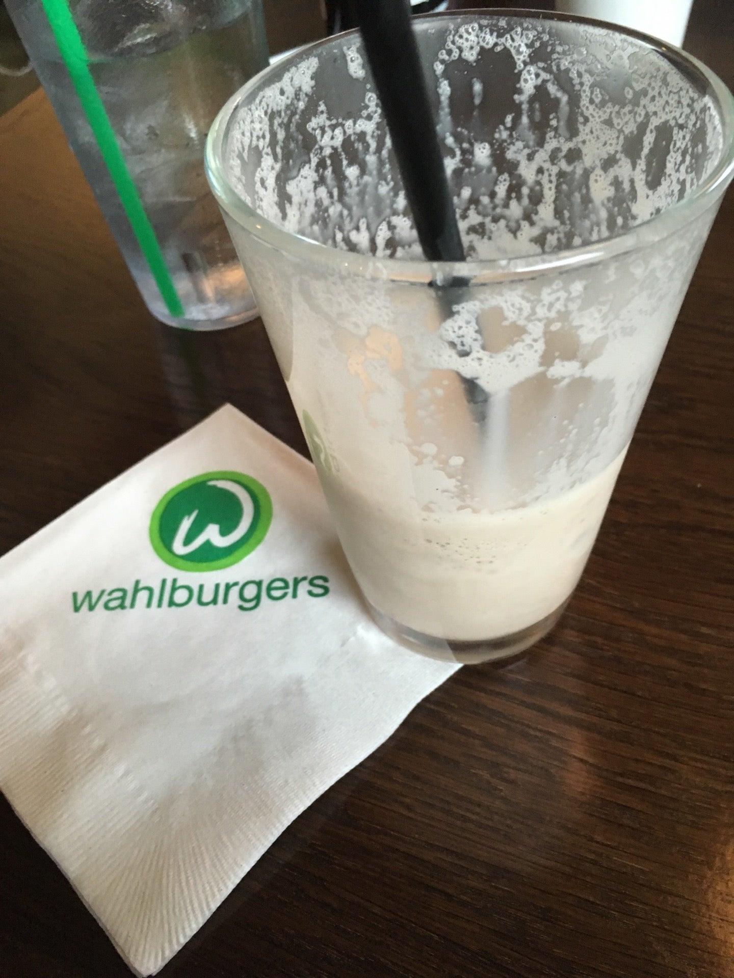 New York Long Island Wahlburgers photo 3