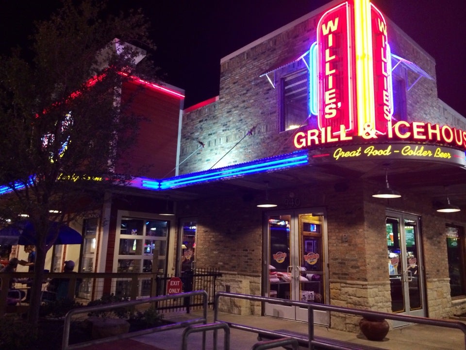 Texas College Station Willie's Grill & Icehouse photo 5