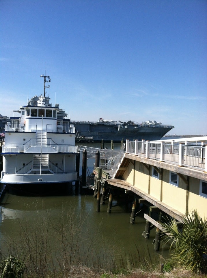 South Carolina Mount Pleasant SpiritLine Cruises photo 3