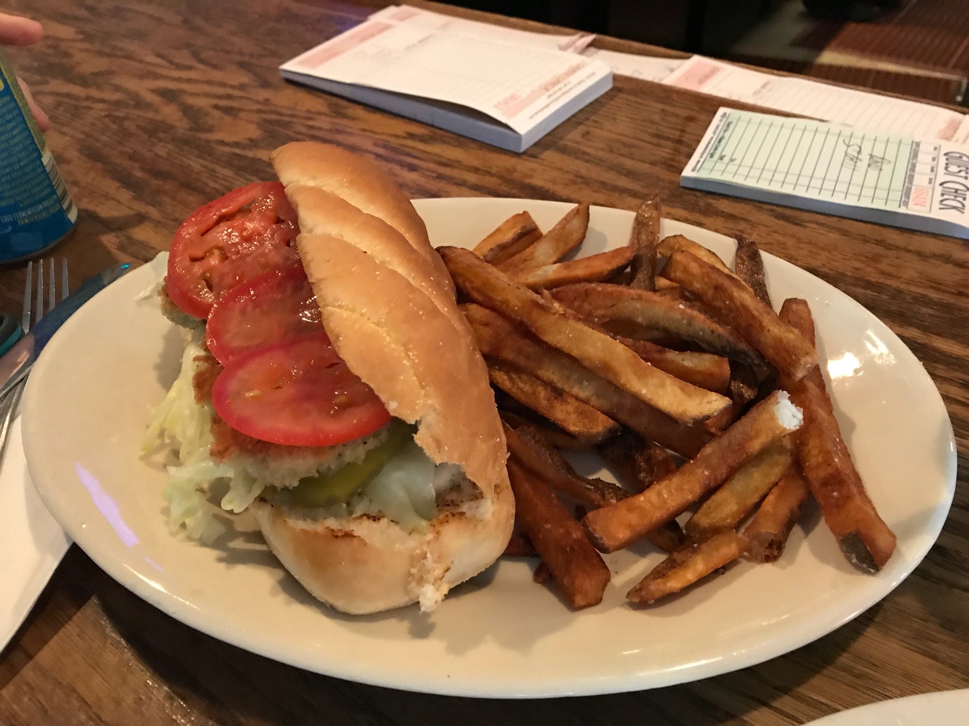 Oregon Lincoln City Shucker's Oyster Bar photo 5