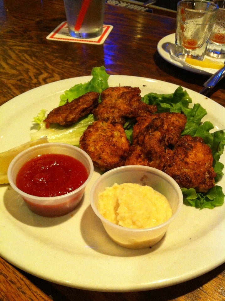 Oregon Lincoln City Shucker's Oyster Bar photo 3