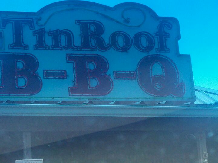 Texas Humble Tin Roof BBQ photo 3