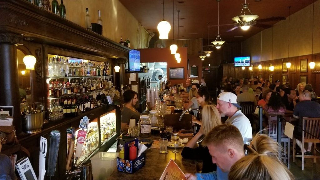 Washington Puyallup The Rainier Bar & Grill photo 3