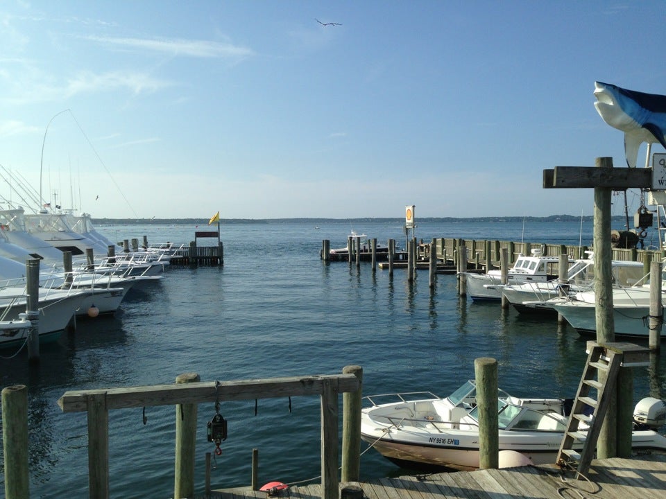 New York Riverhead Oakland's Restaurant & Marina photo 3